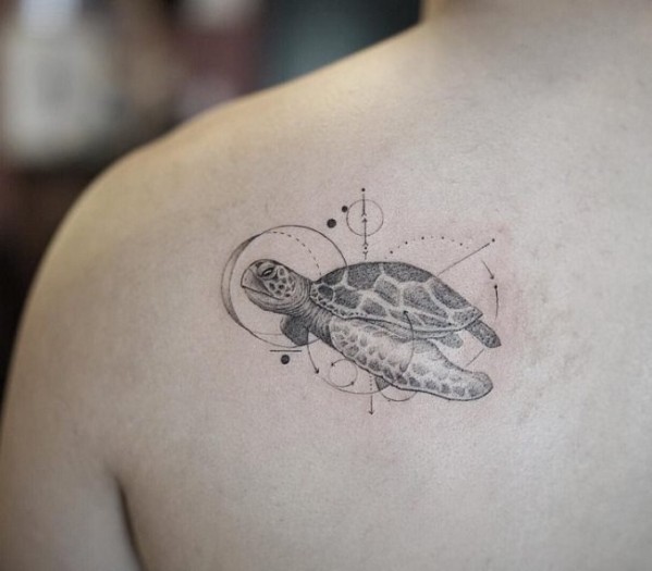 La signification du tatouage tortue